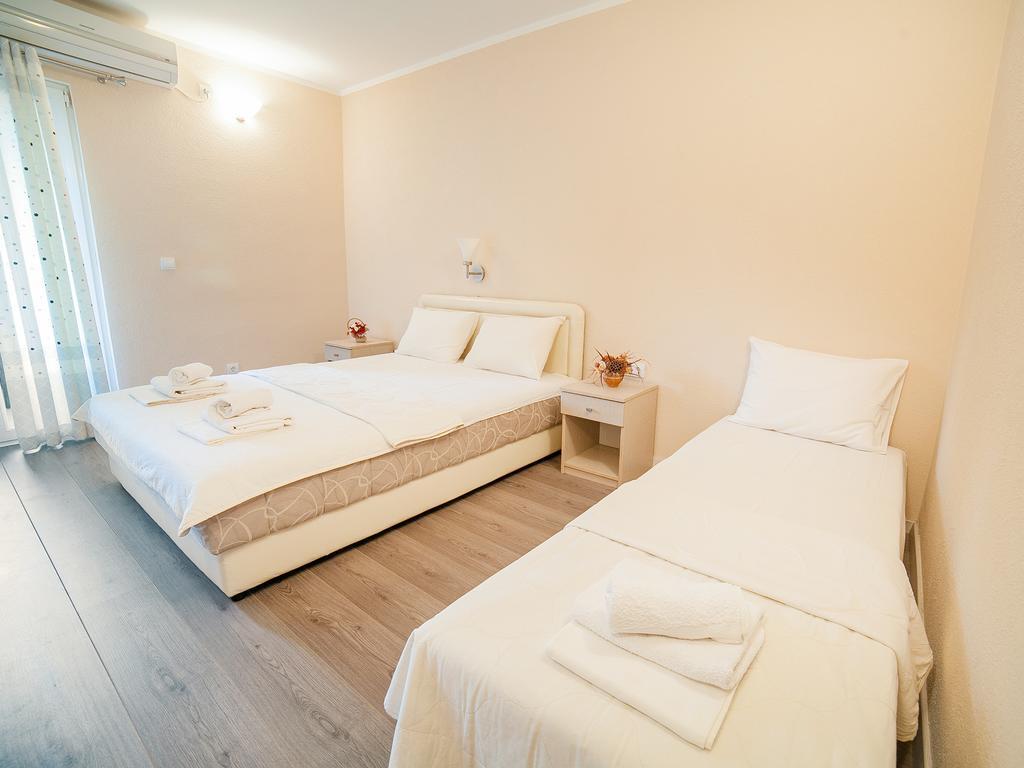 Pansion Nobel Hotell Petrovac Rom bilde