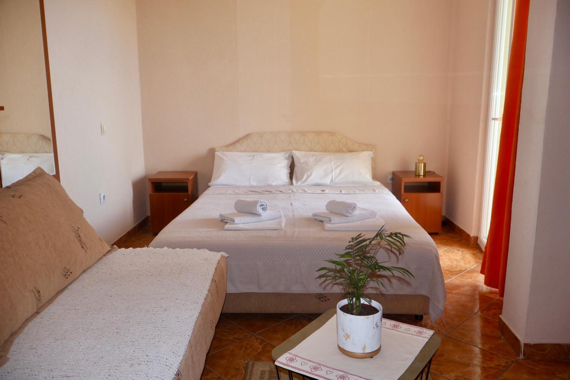 Pansion Nobel Hotell Petrovac Rom bilde