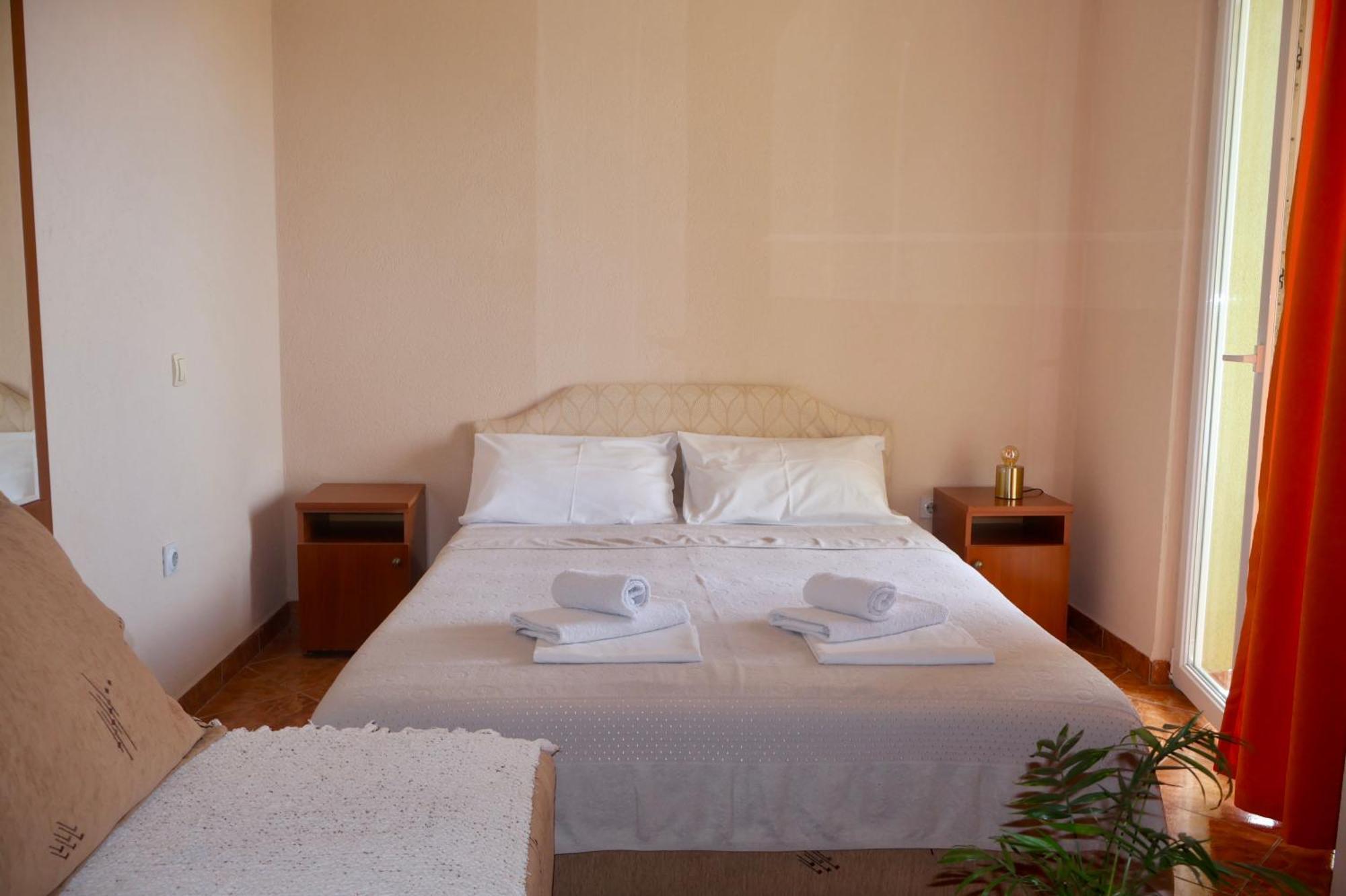 Pansion Nobel Hotell Petrovac Rom bilde