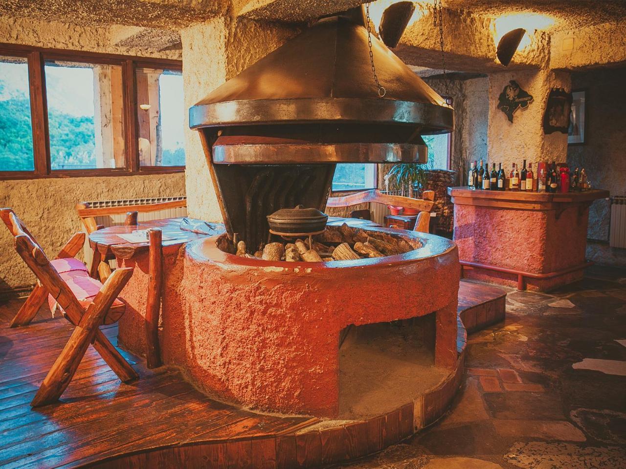 Pansion Nobel Hotell Petrovac Eksteriør bilde