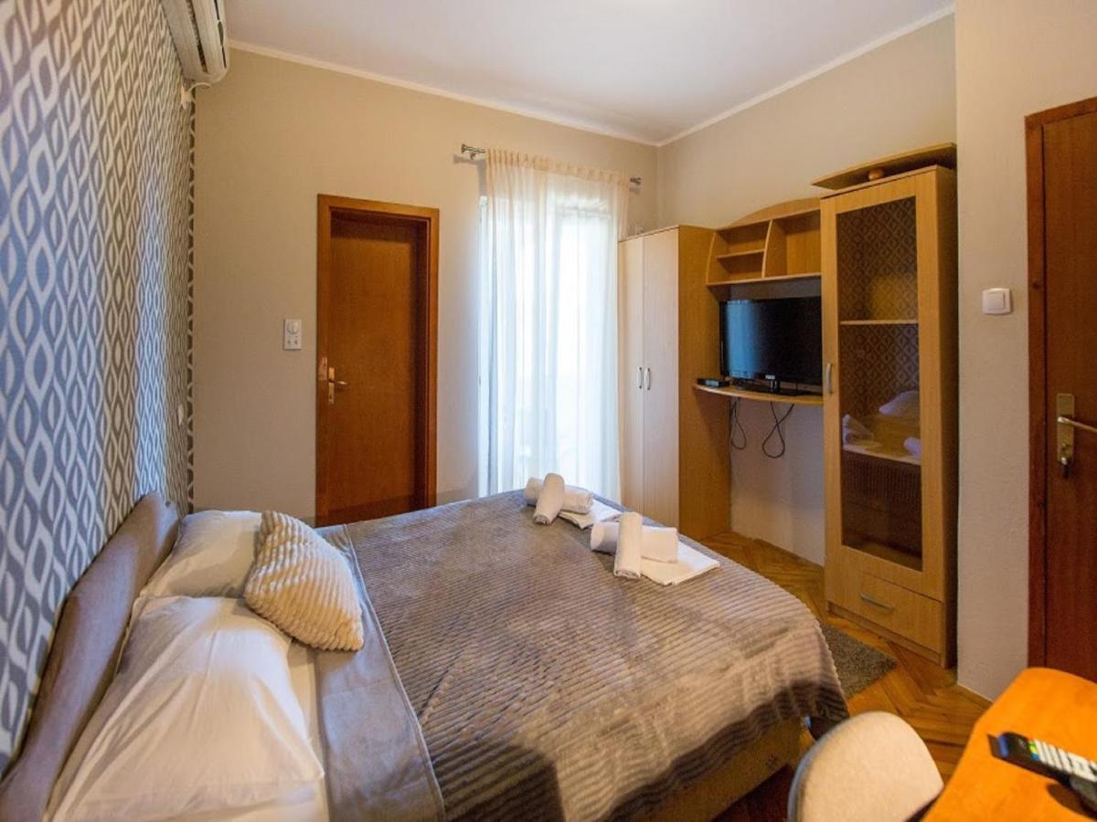 Pansion Nobel Hotell Petrovac Eksteriør bilde